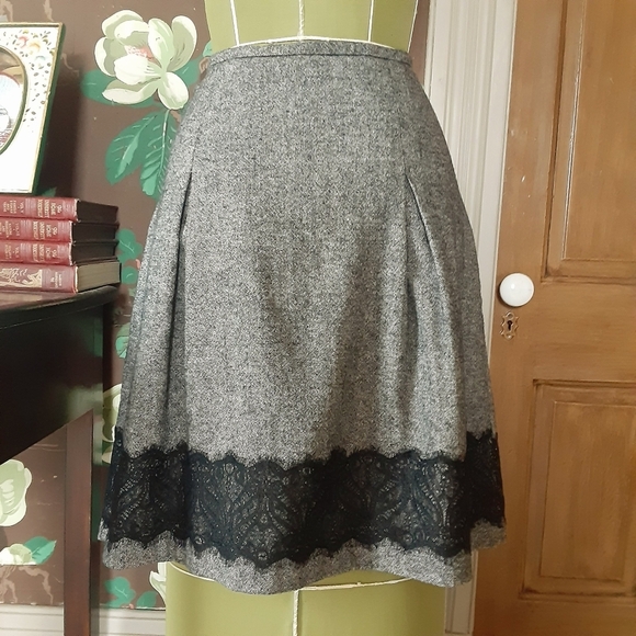 INTUITIONS Tweed Skirt with Lace Trim Size 4 - Picture 5 of 11